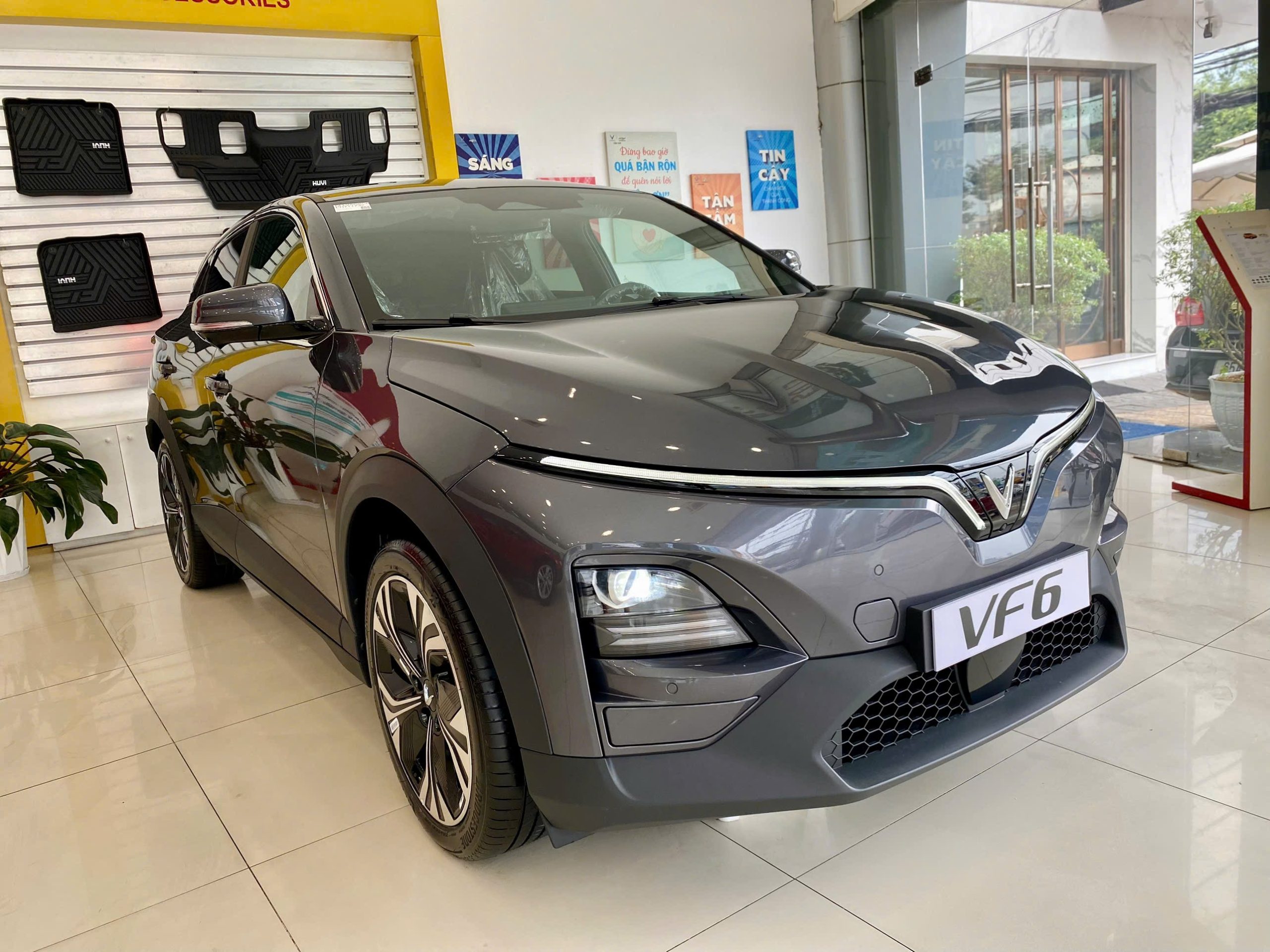 mua-xe-vinfast-vf-6-o-can-tho